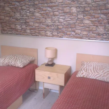 Hostel Rd *